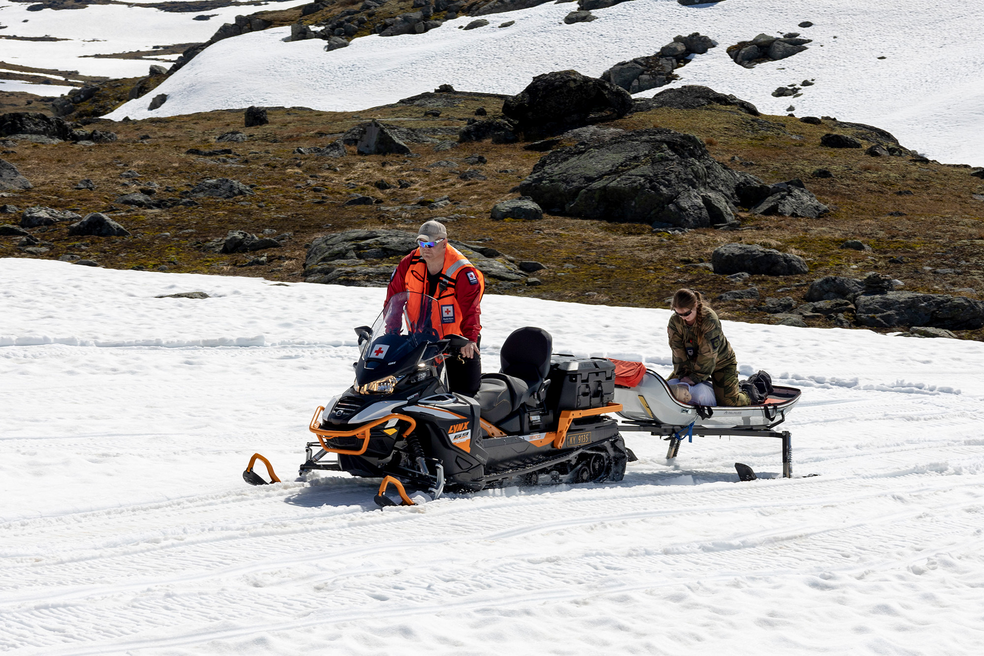 Hypotermi i redningssituasjoner: Fra vurdering til transport